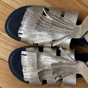 Gold gladiator leather sandals, fringe, like new, fit 6.5